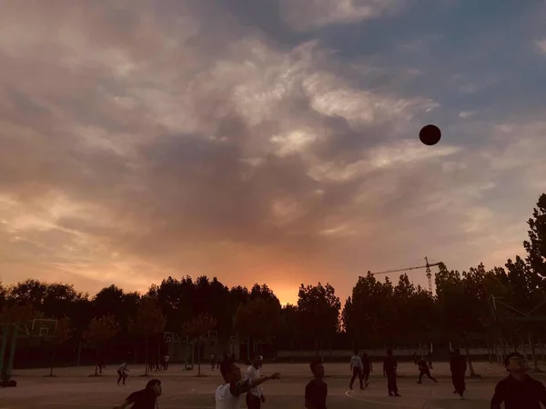 Puesta Sol Sobre Ciudad Ciudad Barcelona — Foto de Stock