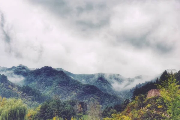 Bela Paisagem Das Montanhas Dos Cárpatos — Fotografia de Stock