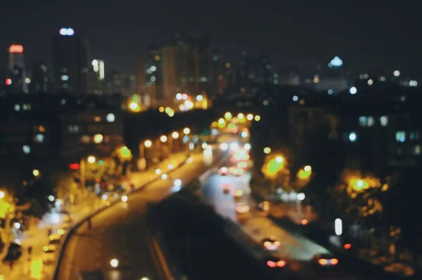 Размытый Вид Город Ночью — стоковое фото