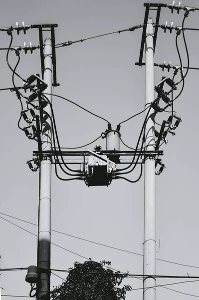 Linee Elettriche Alta Tensione Trasmissione — Foto Stock