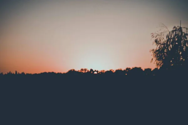 Puesta Sol Sobre Lago Por Noche — Foto de Stock