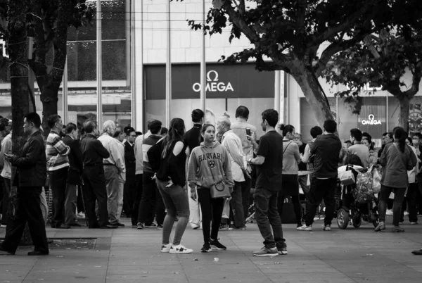 Una Multitud Personas Ciudad — Foto de Stock