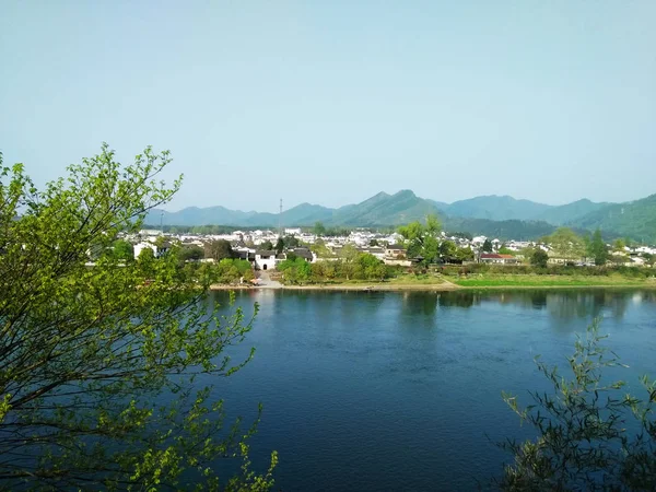 Vista Ciudad Del Lago Verano — Foto de Stock