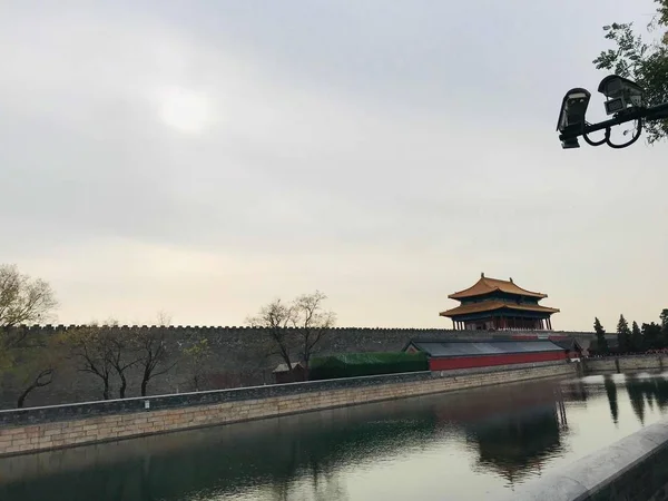 beautiful chinese architecture in japan