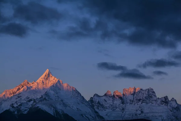 Hermoso Paisaje Las Montañas Invierno — Foto de Stock