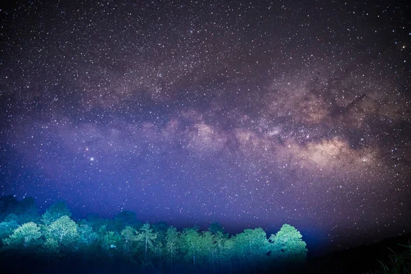 Gece Gökyüzünde Samanyolu Galaksisi Stras — Stok fotoğraf