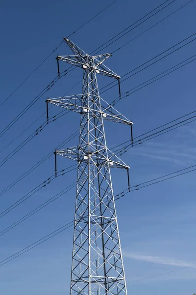 Líneas Eléctricas Alto Voltaje —  Fotos de Stock