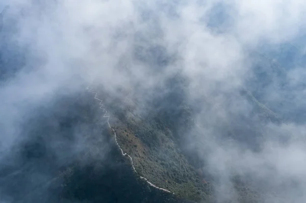 Paisagem Montanhosa Nas Montanhas — Fotografia de Stock