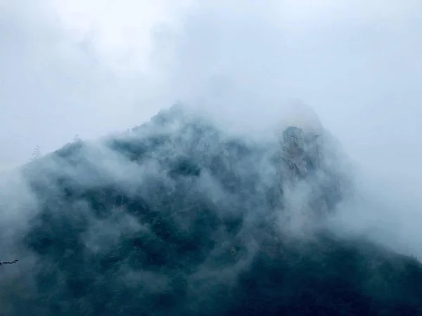 Krajobraz Górski Rano — Zdjęcie stockowe