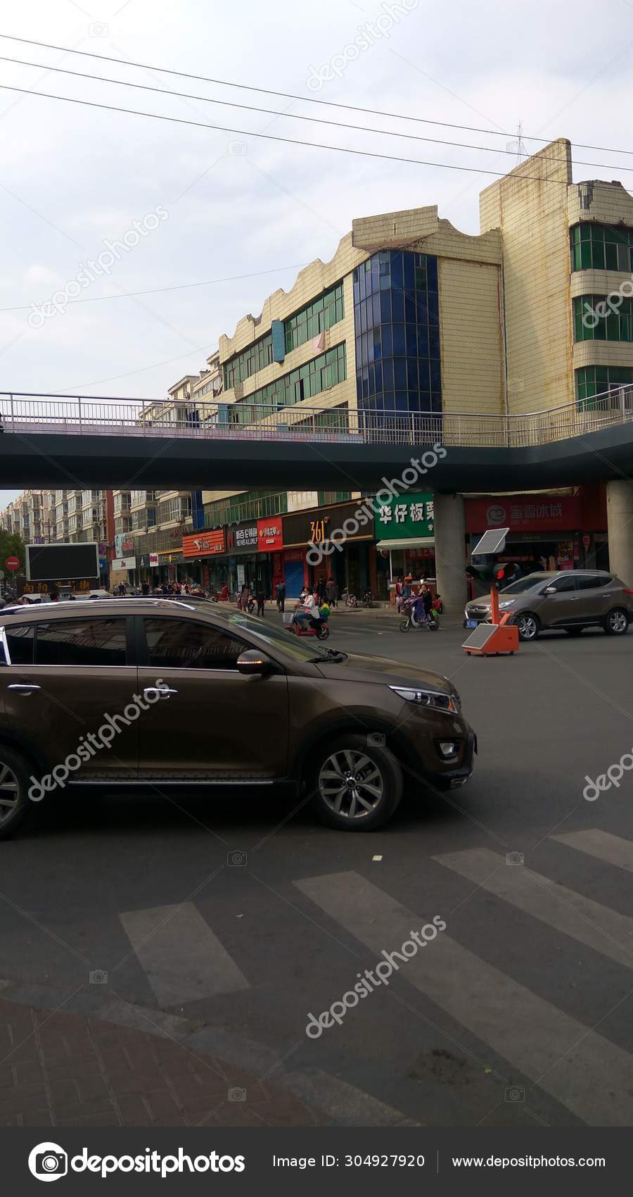 Traffic Jam City Stock Editorial Photo © ImaginechinaTuchong 304927920