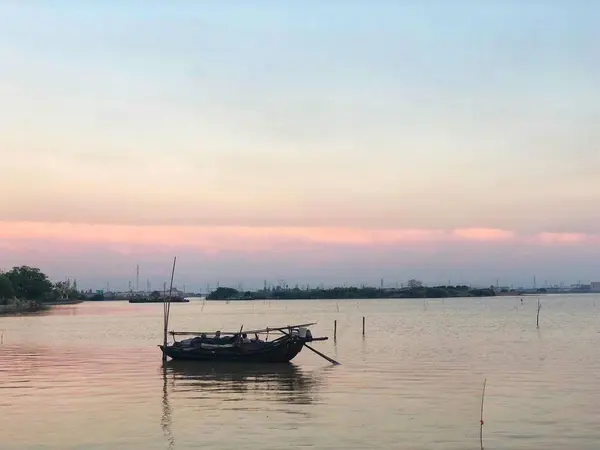 Hermosa Puesta Sol Río — Foto de Stock