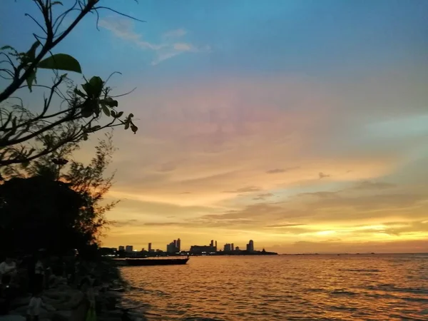 Puesta Sol Sobre Lago Por Noche — Foto de Stock