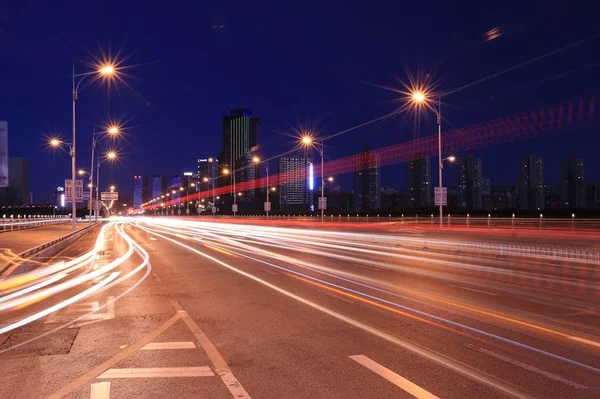 Tráfego Cidade Noite — Fotografia de Stock