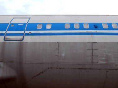 Ayrıntılı olarak sivil ve askeri uçak