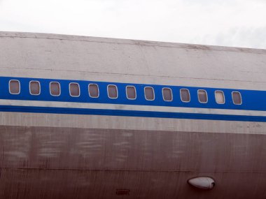 Ayrıntılı olarak sivil ve askeri uçak