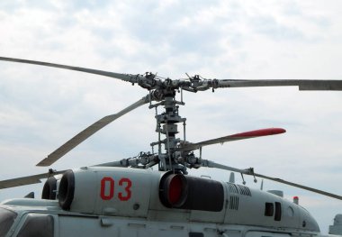 Helikopter sivil ve askeri havaalanında vardır