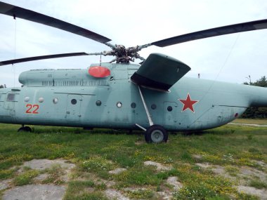 Helikopter sivil ve askeri havaalanında vardır