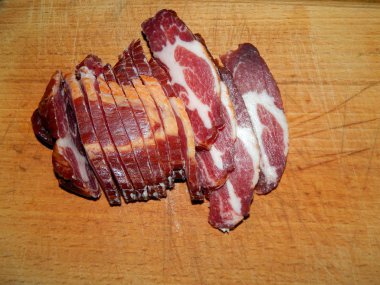 Et domuz eti boyun sarsıntılı