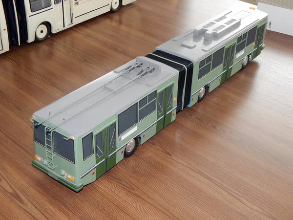 都市電気輸送のトロリーバスモデル — ストック写真