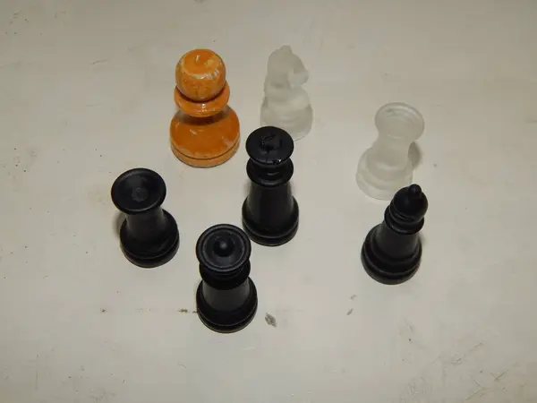 Brettspiele Schach Und Dame Figuren — Stockfoto