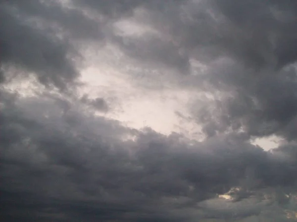 Felhők Ellen Naplemente Hajnal — Stock Fotó
