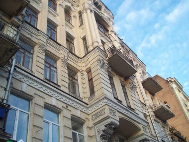 Tarihi ve arkeolojik binalar ve mimari