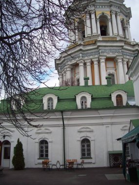 Tarihi ve arkeolojik binalar ve mimari