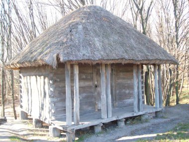 Tarihi ve arkeolojik binalar ve mimari