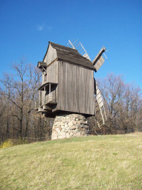 Tarihi ve arkeolojik binalar ve mimari