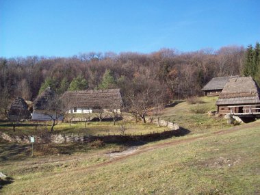 Tarihi ve arkeolojik binalar ve mimari
