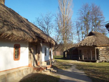 Tarihi ve arkeolojik binalar ve mimari