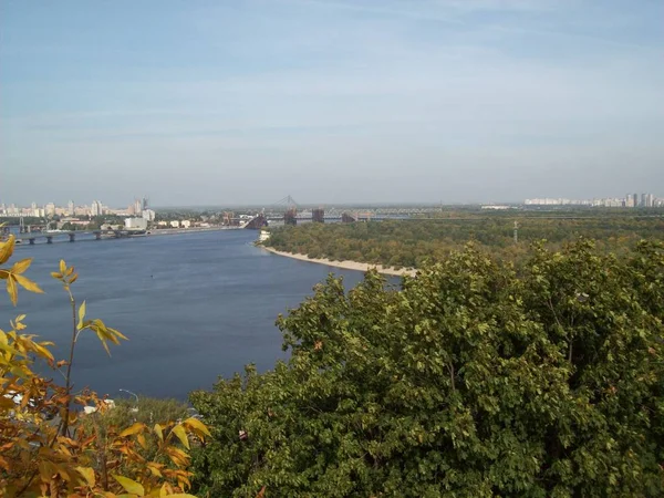 Δνείπερος Ποταμός Και Πανόραμα Του Κιέβου Στην Ουκρανία — Φωτογραφία Αρχείου