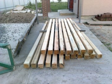 bir apartman binası inşaatı