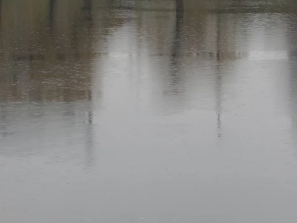 Strukturen Vattnet Flod Yta Regnet Fläckar — Stockfoto