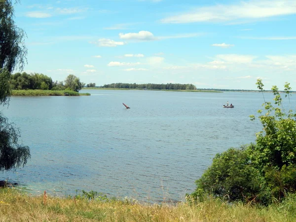 Panorama dari pemandangan sungai air — Stok Foto