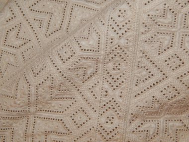 Ukrayna işlemeli retro kostüm desenleri