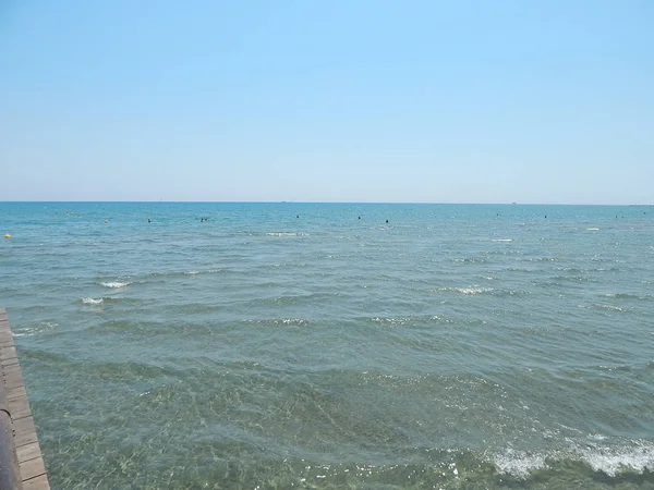 Plaj Akdeniz Kıbrıs Rum Kesimi Larnaka Bölgesi — Stok fotoğraf