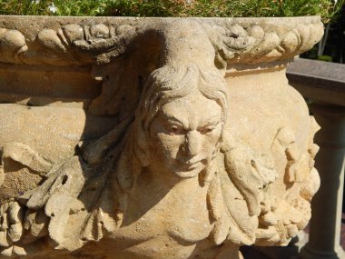 Bahçe mobilyaları, küçük mimarlık şekiller