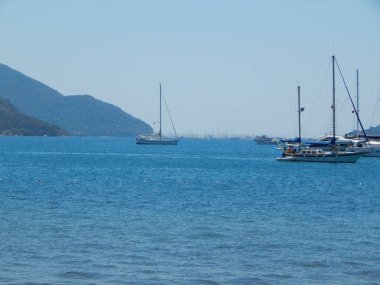 Türkiye'de tatil beldesi Ege Denizi üzerinde Marmaris yat marina