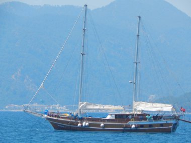Türkiye'de tatil beldesi Ege Denizi üzerinde Marmaris yat marina