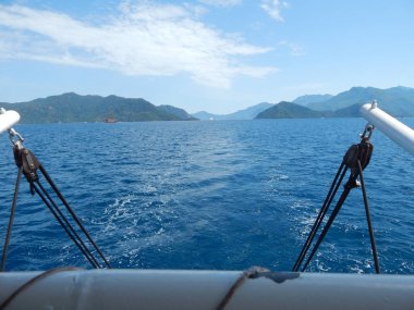 Türkiye'de tatil beldesi Ege Denizi üzerinde Marmaris yat marina