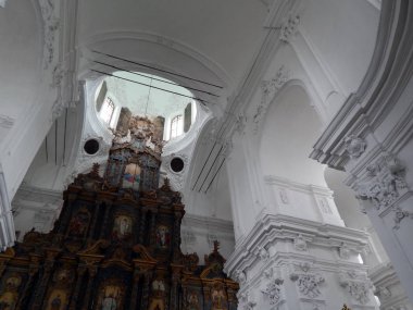 İkonostasisin Ukrayna Kozelets içinde Barok