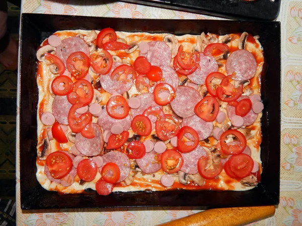 Cooking pizza step-by-step recipe with ingredients