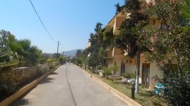 Tavel Yunanistan'da Girit Adası dağlar ve deniz 