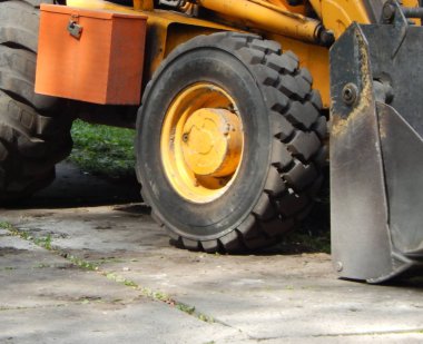 Yol İnşaat makineleri sanayi