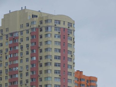 Yeni binalar konutlar inşa ediliyor