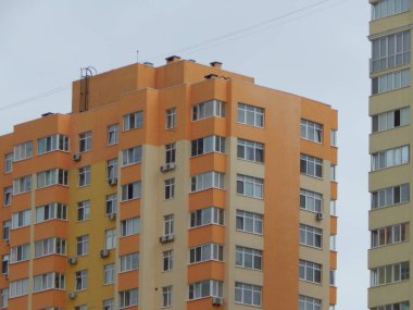 Yeni binalar konutlar inşa ediliyor