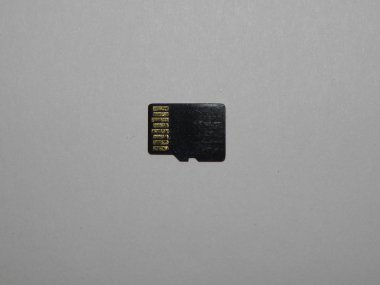 Elektrikli ve elektronik parçalar ve bileşenler