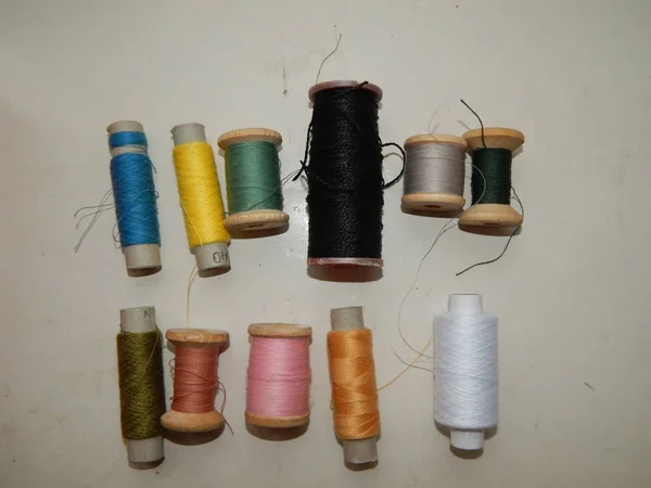 Detalles de la industria textil de la ropa y las herramientas — Foto de Stock