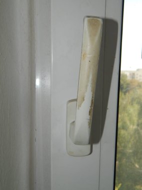 Kapı Donatılar kilitleri, döngüler sabitleme kolu